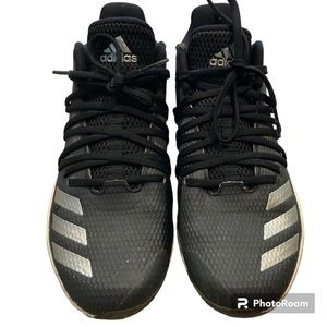 Men’s Black and Silver Adidas Size 7.5 Metal Baseball Cleats